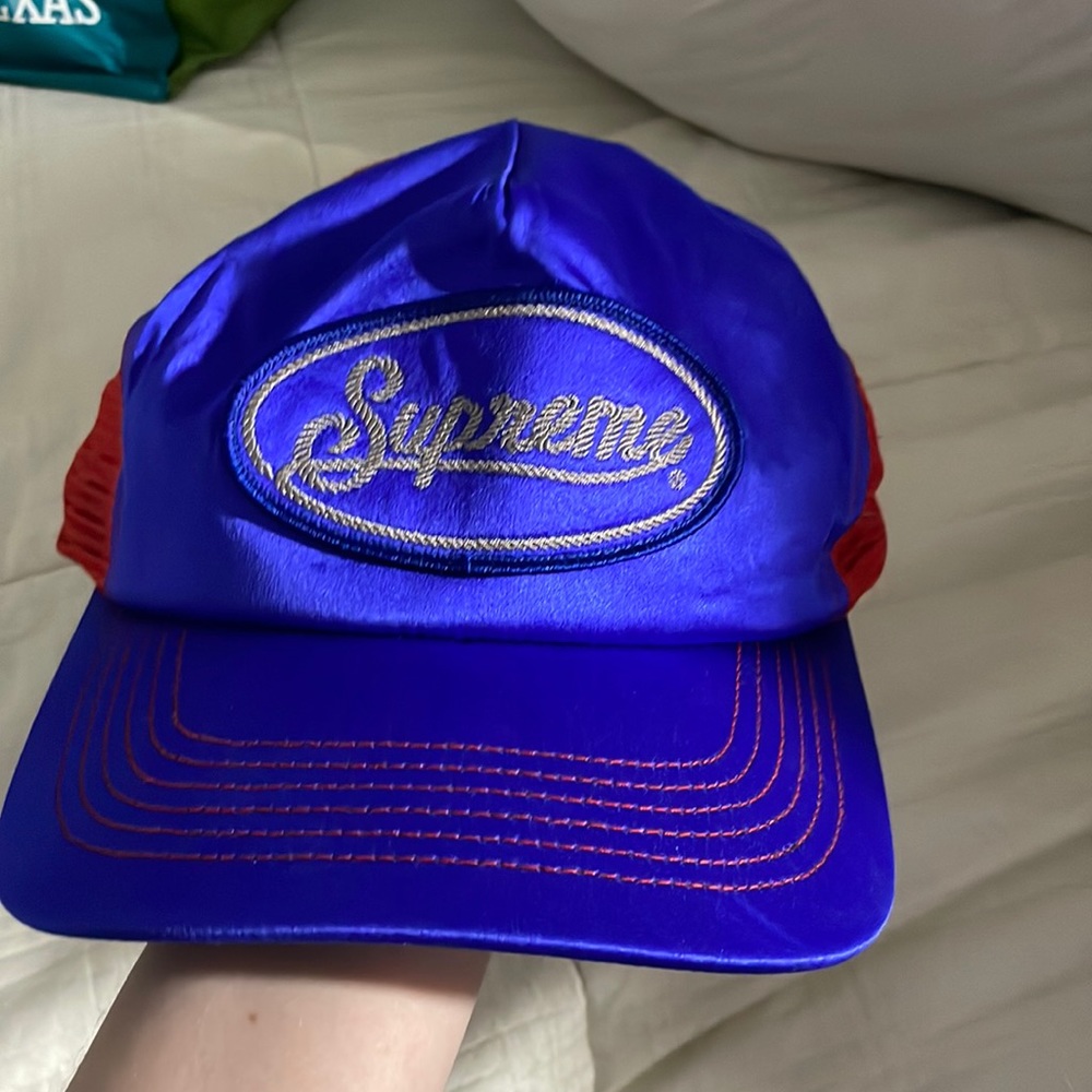Supreme blue and red hat